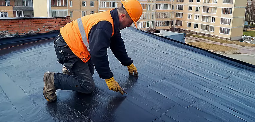 Professional TPO Roof Replacement Services in Oak Lawn, IL